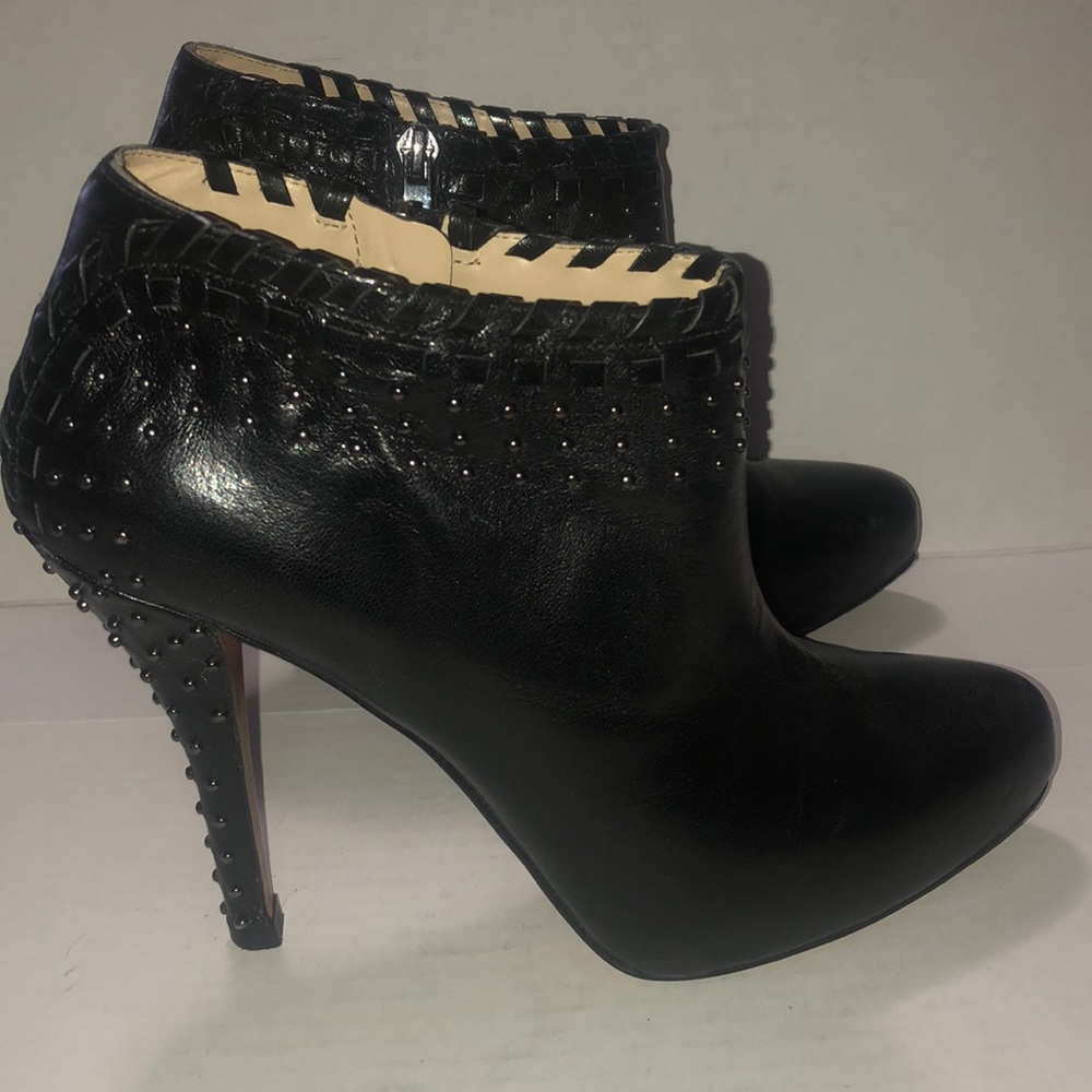 Enzo Angiolini booties